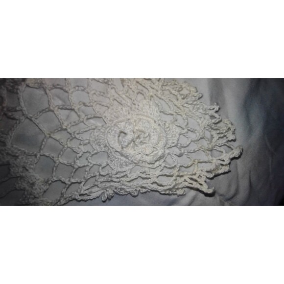 XLarge 26" Vintage Hand Crocheted Centerpiece Doily Blue White Ombre 3D - Picture 8 of 10